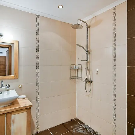 Two Bedroom On A Budget At Briz Area * Varna